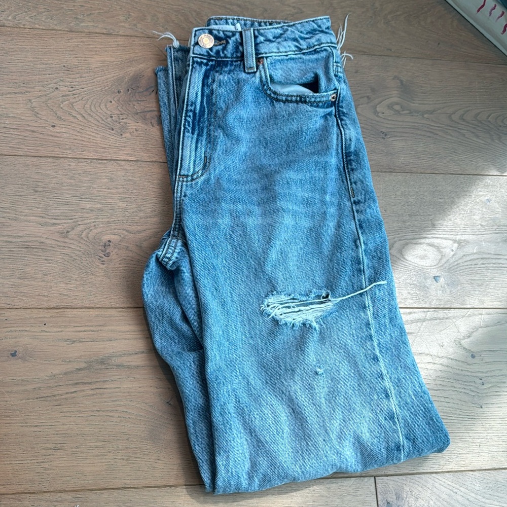 size twenty five garage denim jeans.